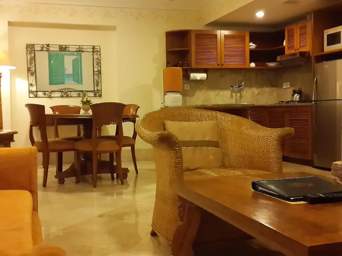 Hotel Club Bali Family Suites @ Legian Beach